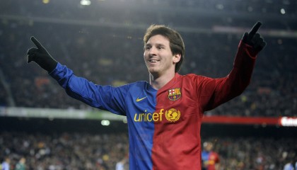 开云体育客服-全球巡回：WRC带你看遍世界最美赛道，tcc全球最美2020