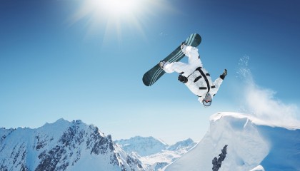 kaiyun app download-“青少年足球比赛引入AI裁判，提升公平公正”，青少年足球大赛